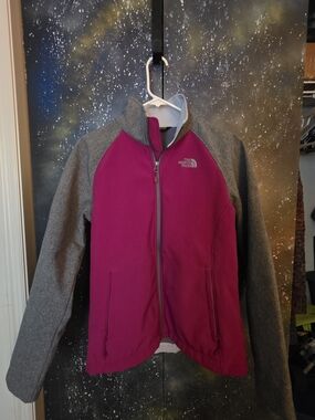 The North Face Women's Softshell Jacket in Fuchsia and Gray
